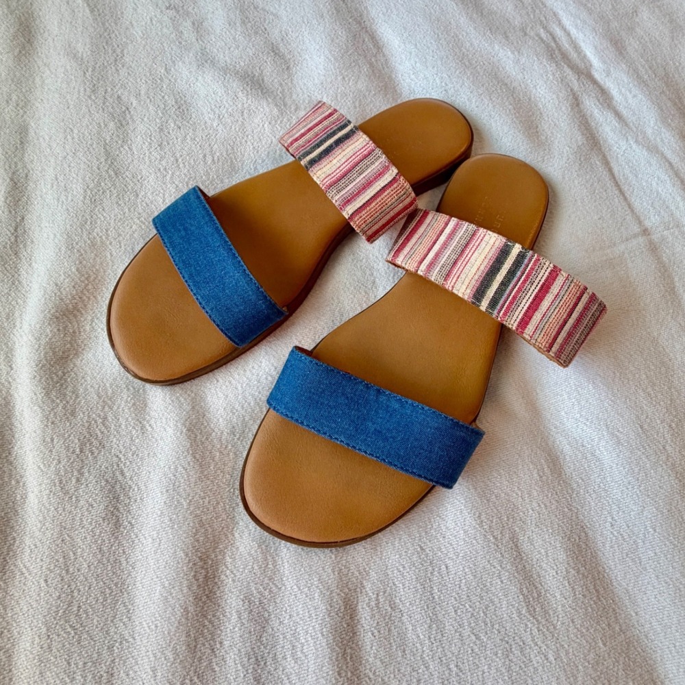 LC Lauren Conrad Blue Denim and Striped Woven Slide Sandals Memory Foam Flat